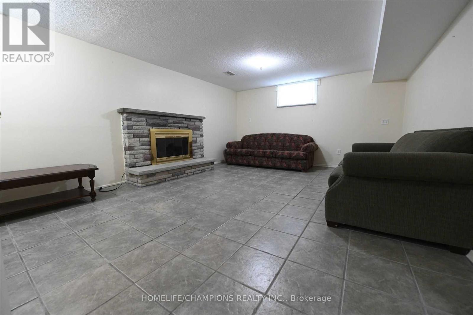 80 Keyworth Trail, Toronto, Ontario  M1S 2V1 - Photo 7 - E12587736