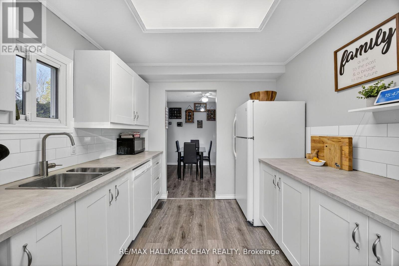 2036 Northern Avenue, Innisfil, Ontario  L9S 1Z4 - Photo 11 - N12587748