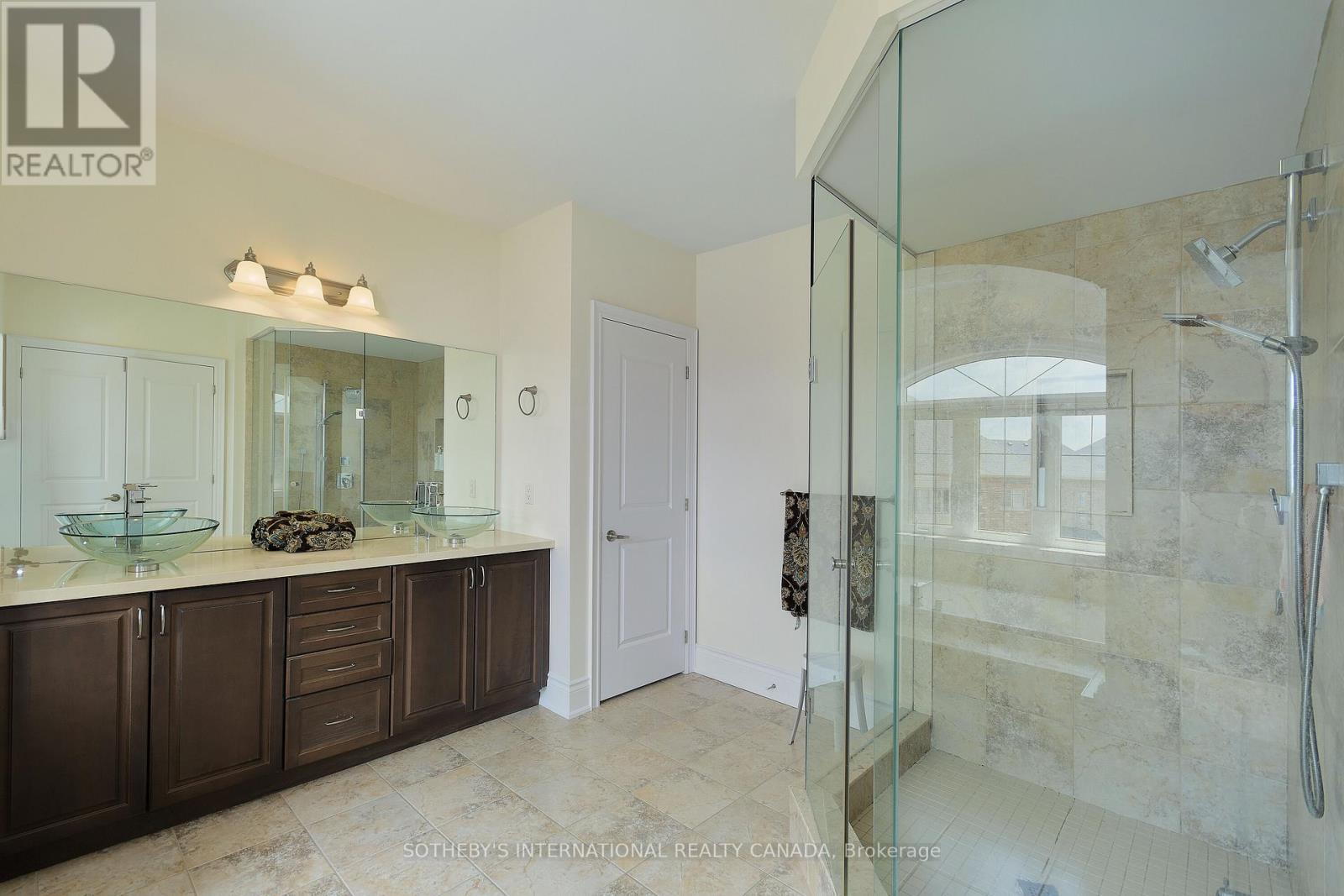 381 Poetry Drive, Vaughan, Ontario  L4L 8L1 - Photo 29 - N12587760