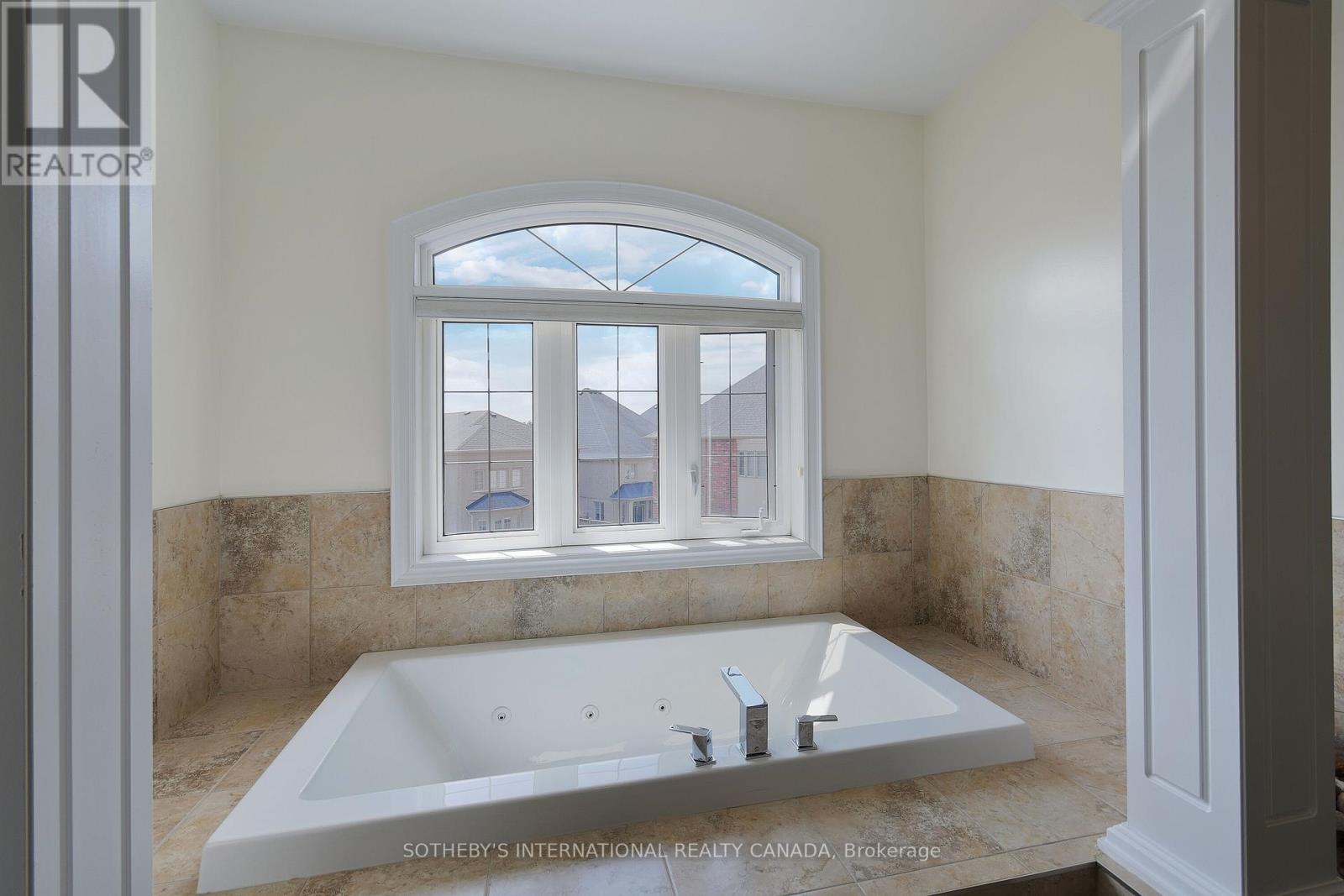 381 Poetry Drive, Vaughan, Ontario  L4L 8L1 - Photo 30 - N12587760