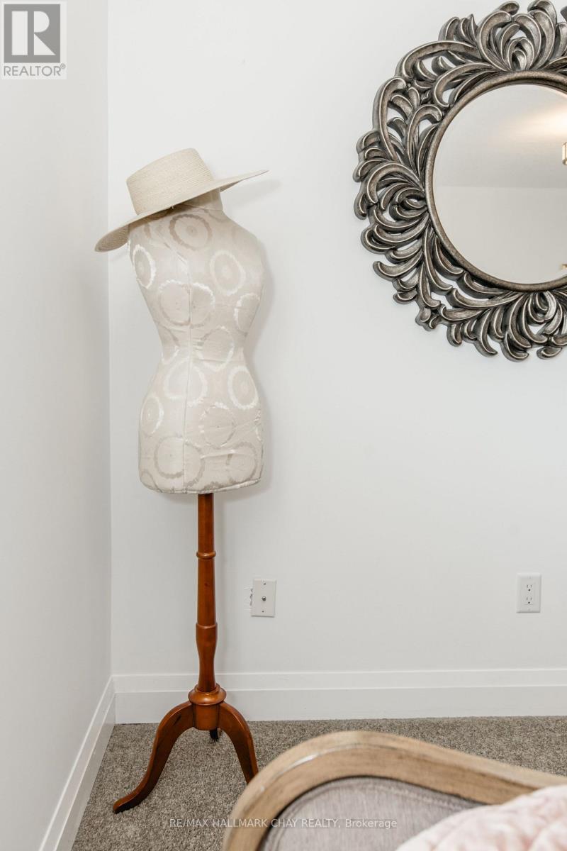 124 Brown Street, Barrie, Ontario  L4N 7V7 - Photo 19 - S12587732