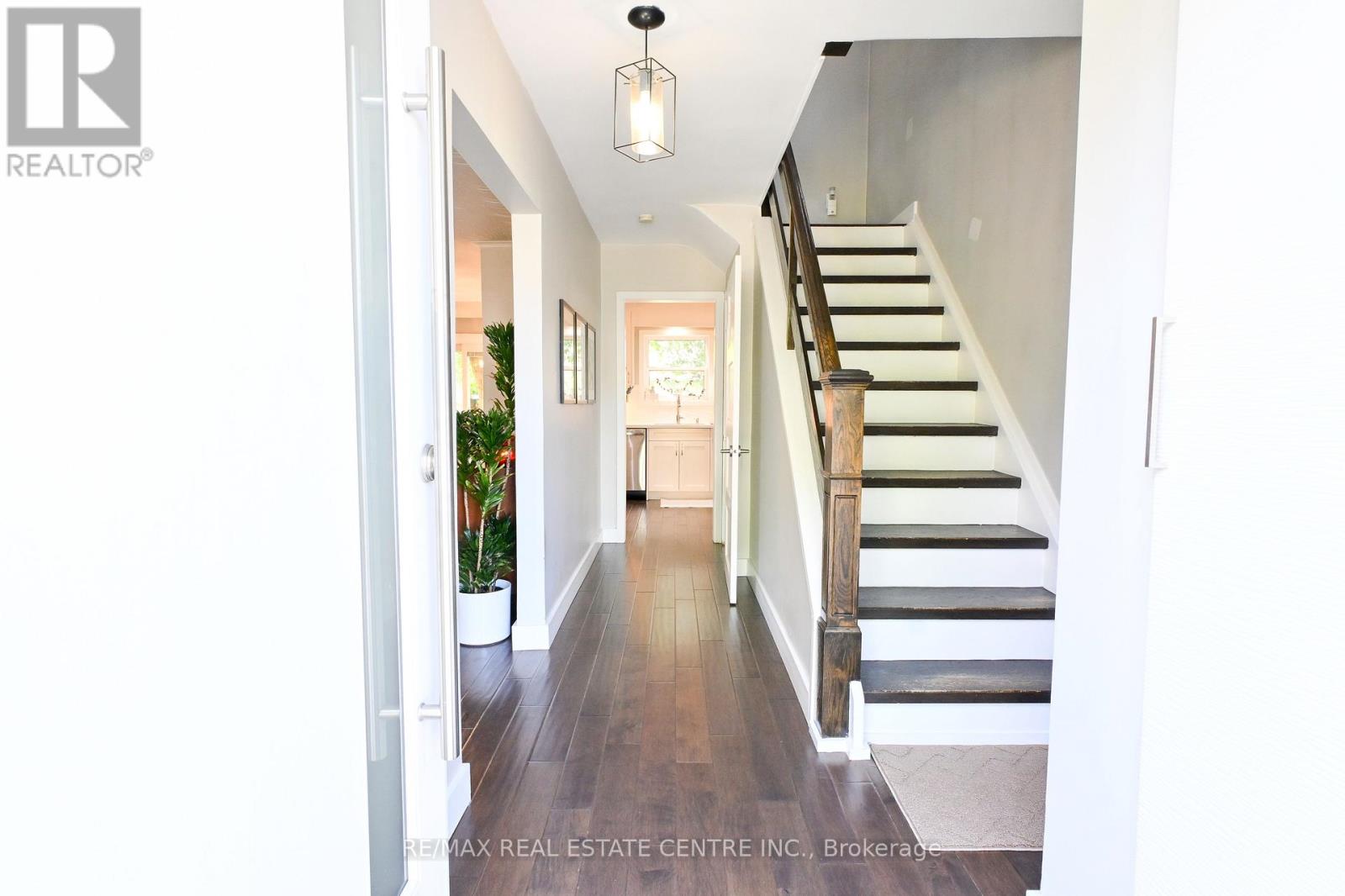 2179 Wiseman Court, Mississauga, Ontario  L5J 1P3 - Photo 9 - W12587730