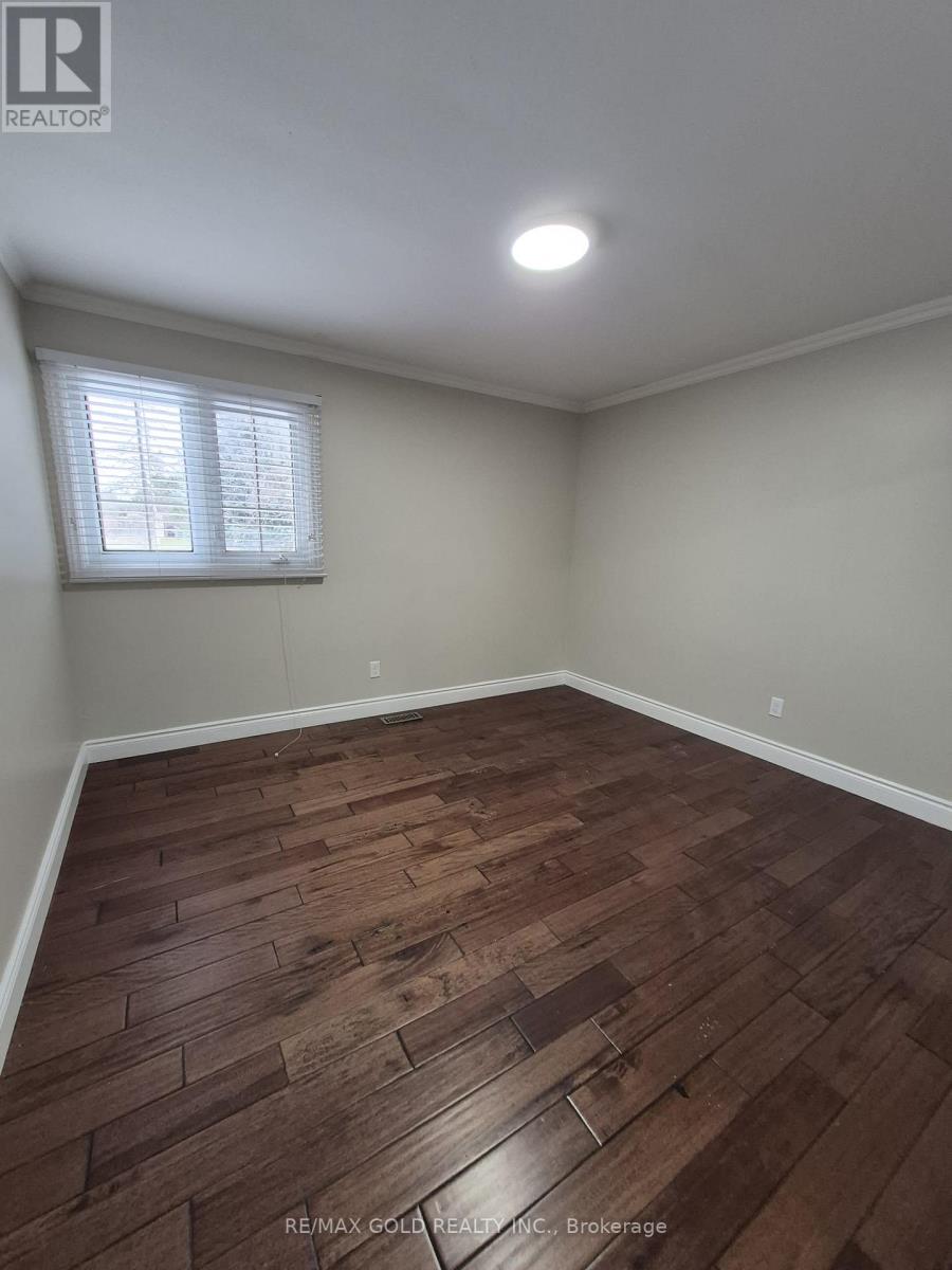 10414 Chinguacousy Road, Brampton, Ontario  L7A 0G8 - Photo 15 - W12587754