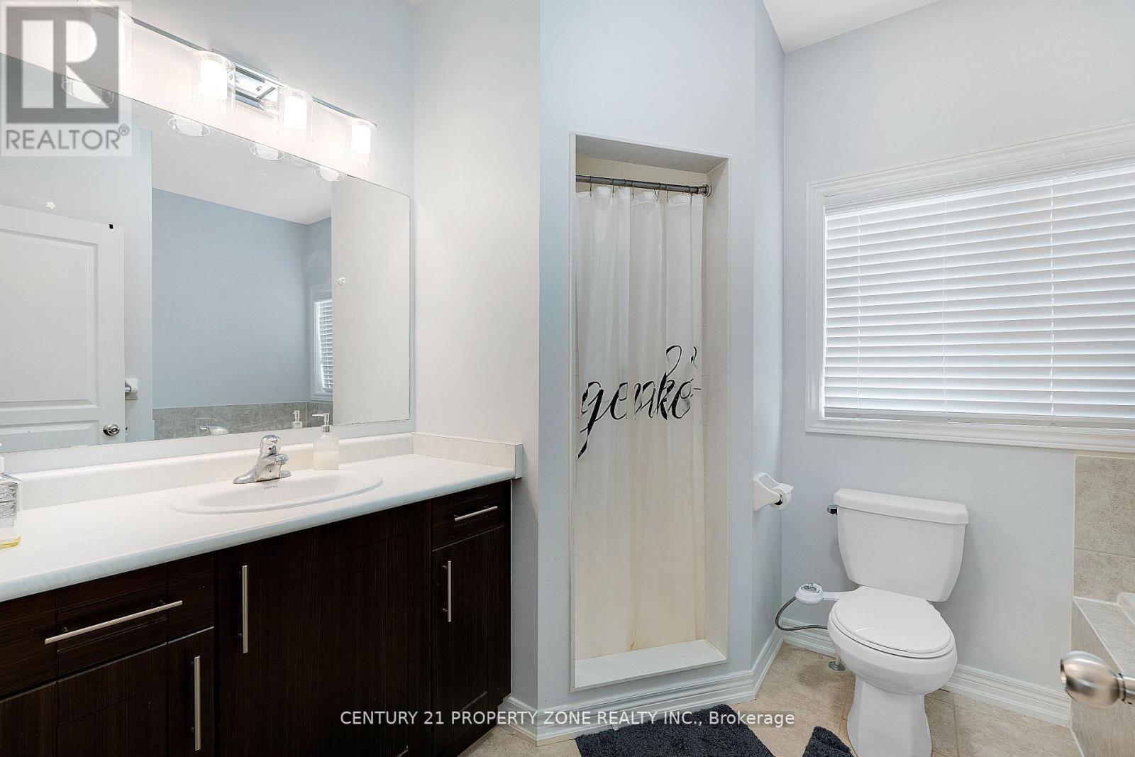 358 Robert Parkinson Drive, Brampton, Ontario  L7A 4C5 - Photo 22 - W12587762