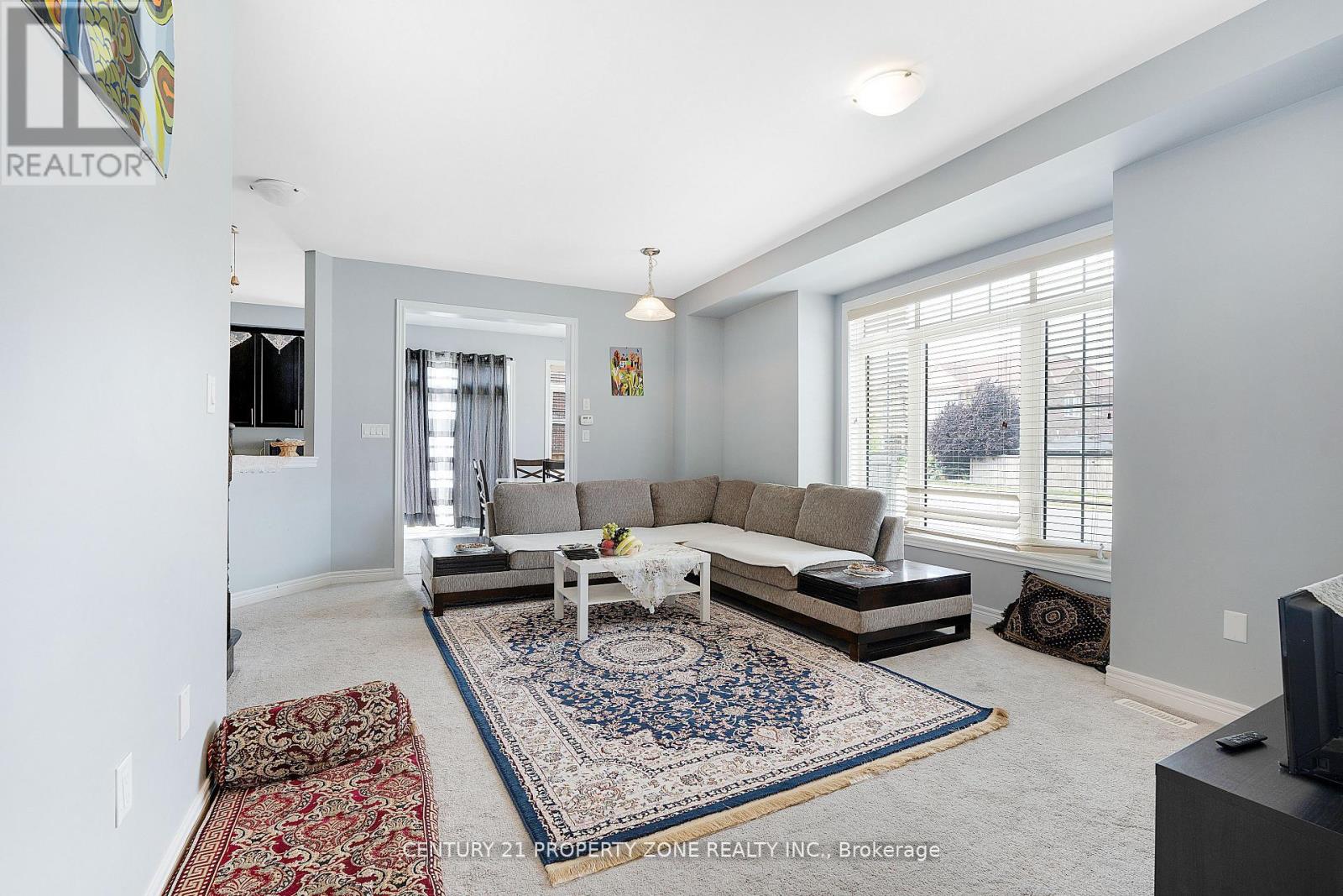 358 Robert Parkinson Drive, Brampton, Ontario  L7A 4C5 - Photo 8 - W12587762