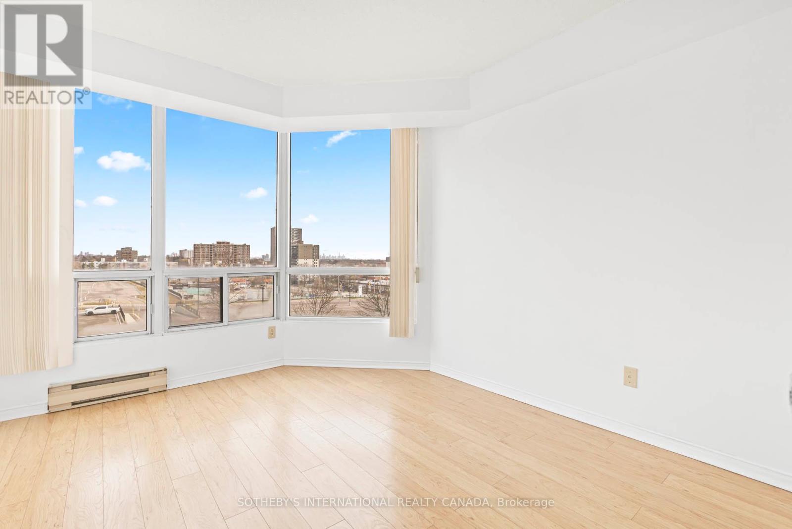 415 - 115 Hillcrest Avenue, Mississauga, Ontario  L5B 3Y9 - Photo 12 - W12587764