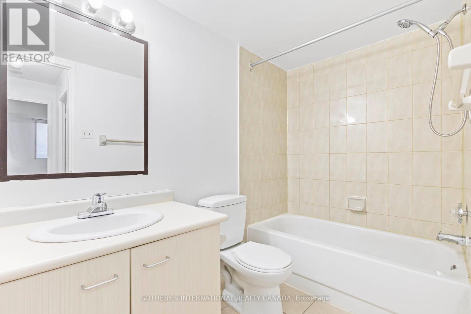 415 - 115 Hillcrest Avenue, Mississauga, Ontario  L5B 3Y9 - Photo 16 - W12587764