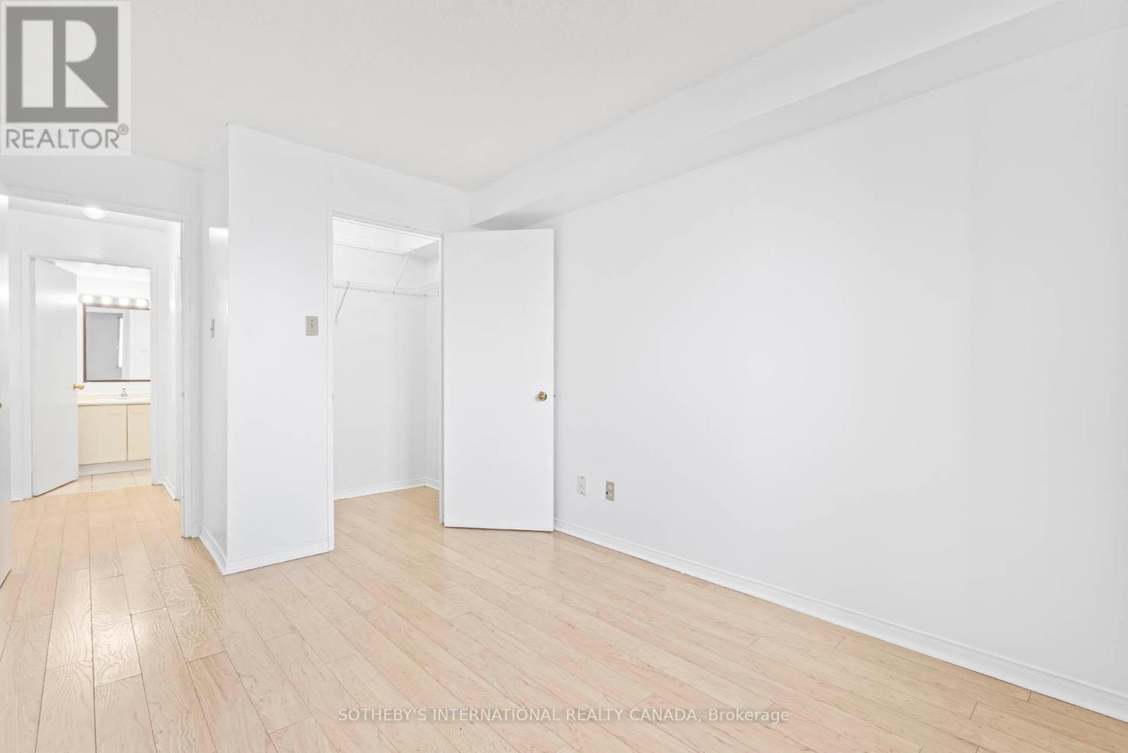 415 - 115 Hillcrest Avenue, Mississauga, Ontario  L5B 3Y9 - Photo 19 - W12587764