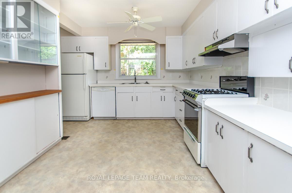 850 Killeen Avenue, Ottawa, Ontario  K2A 2X7 - Photo 12 - X12355313