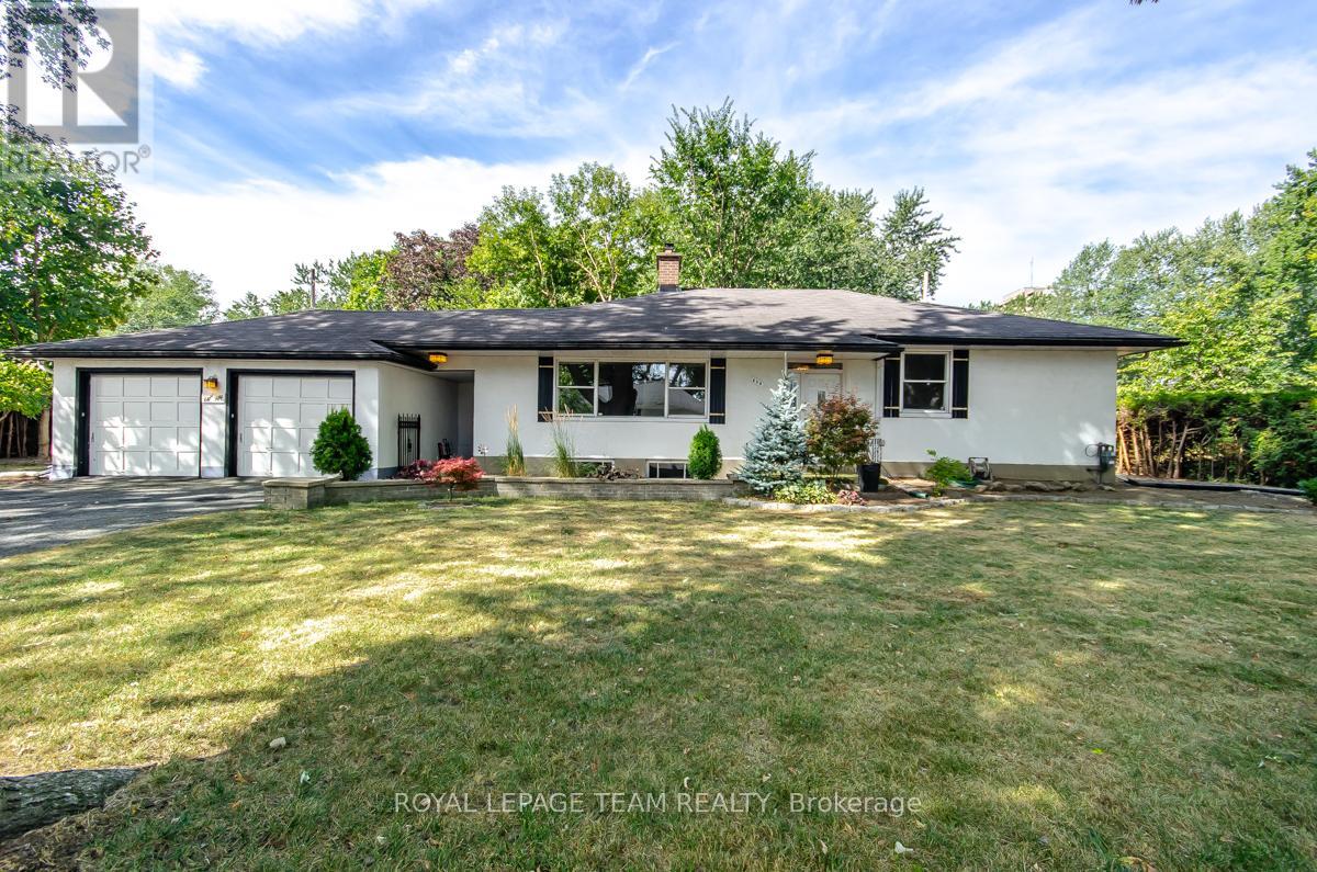 850 Killeen Avenue, Ottawa, Ontario  K2A 2X7 - Photo 2 - X12355313