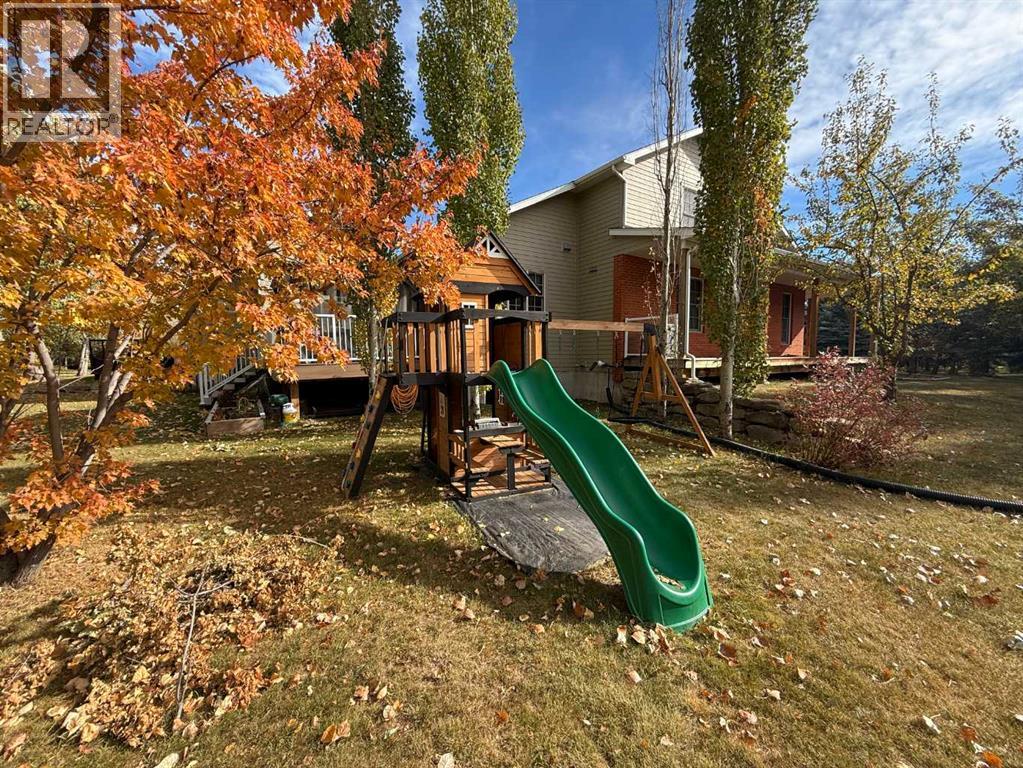 25 Paradise Bay, Chestermere, Alberta  T1X 0M9 - Photo 43 - A2264684