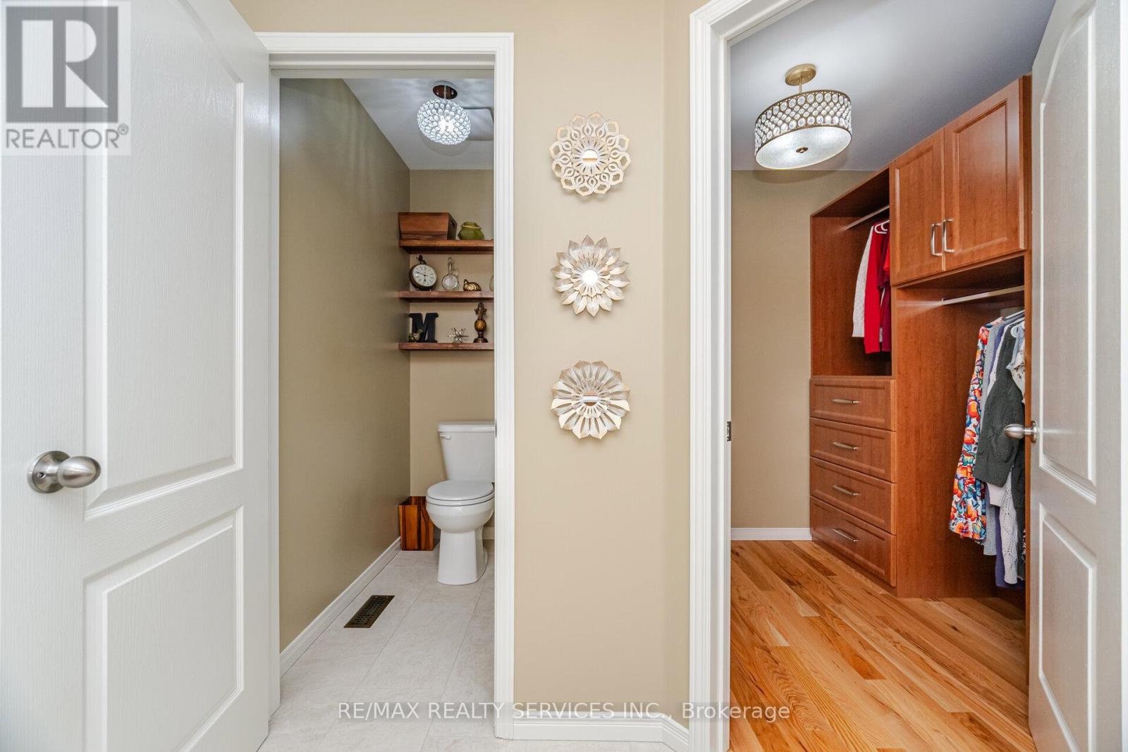 8 Inwood Place, Brampton, Ontario  L6R 1T2 - Photo 21 - W12587412