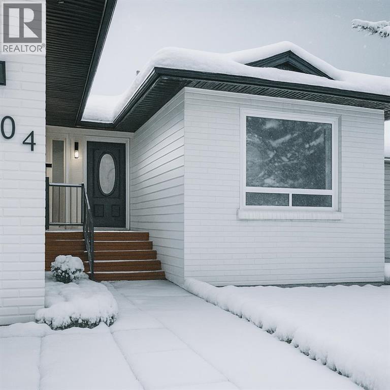 204 Hawkhill Way Nw, Calgary, Alberta  T3G 3J1 - Photo 2 - A2246579