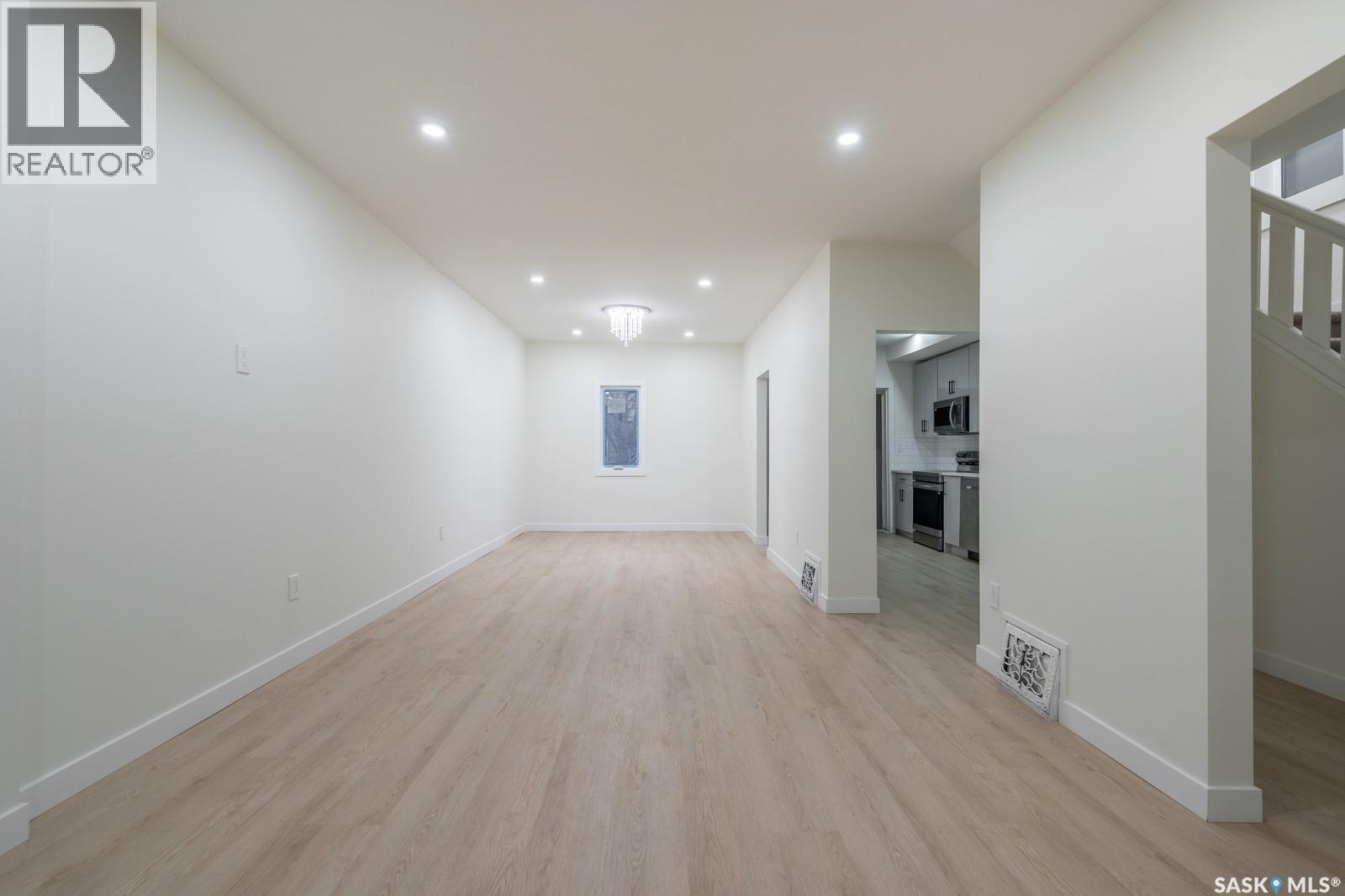 1906 Cameron Street, Regina, Saskatchewan  S4T 2V1 - Photo 3 - SK024545