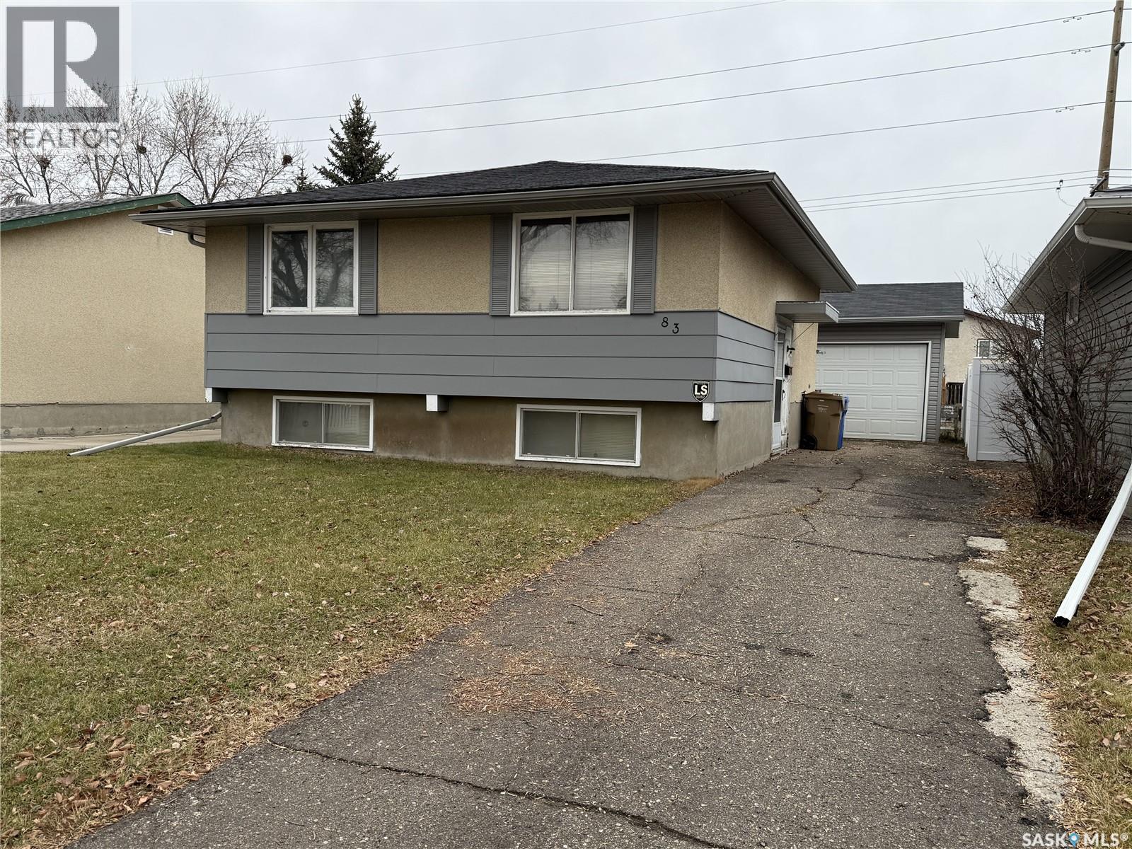 83 Young CRESCENT, regina, Saskatchewan