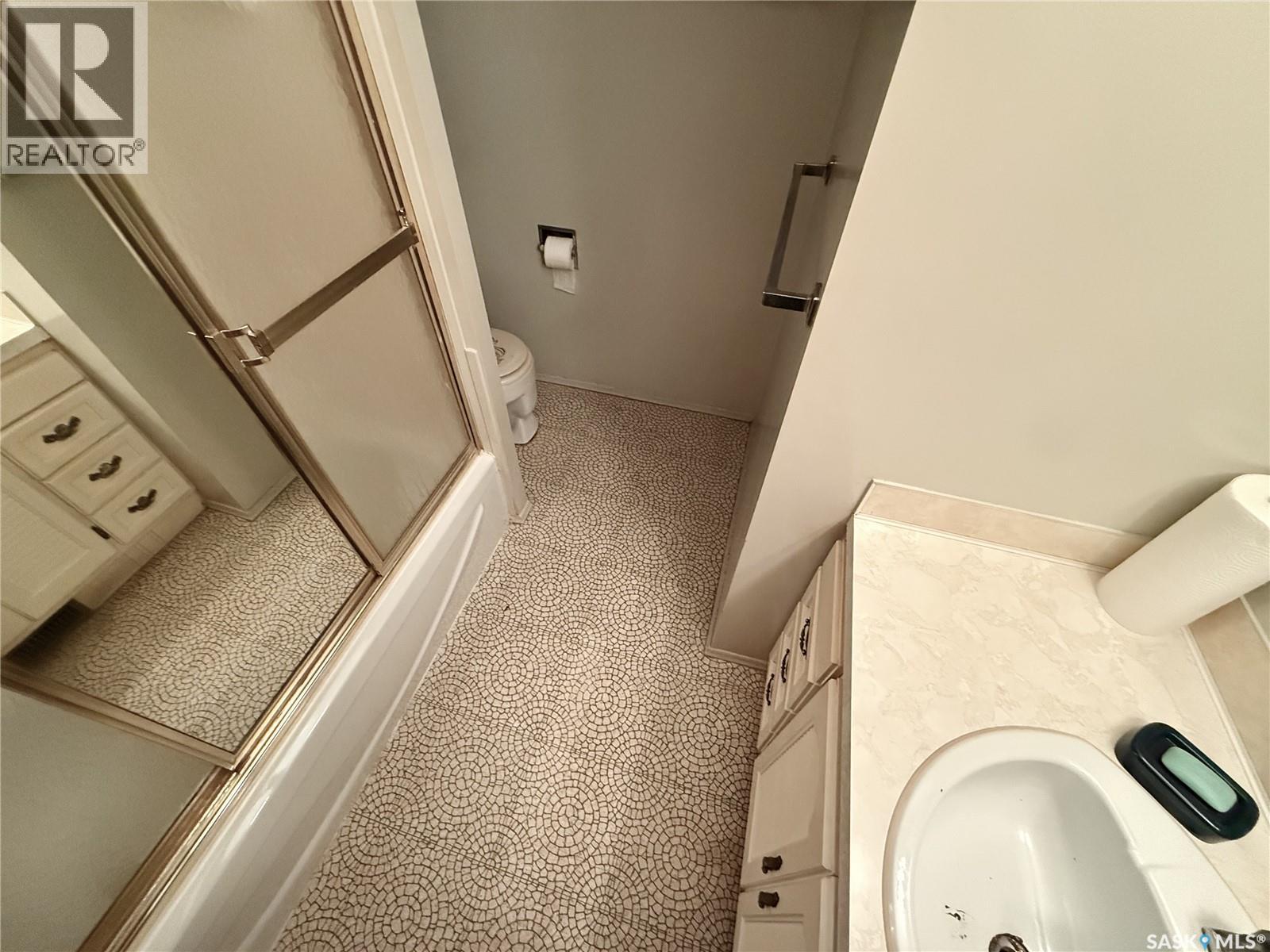 83 Young Crescent, Regina, Saskatchewan  S4N 4K9 - Photo 13 - SK024922