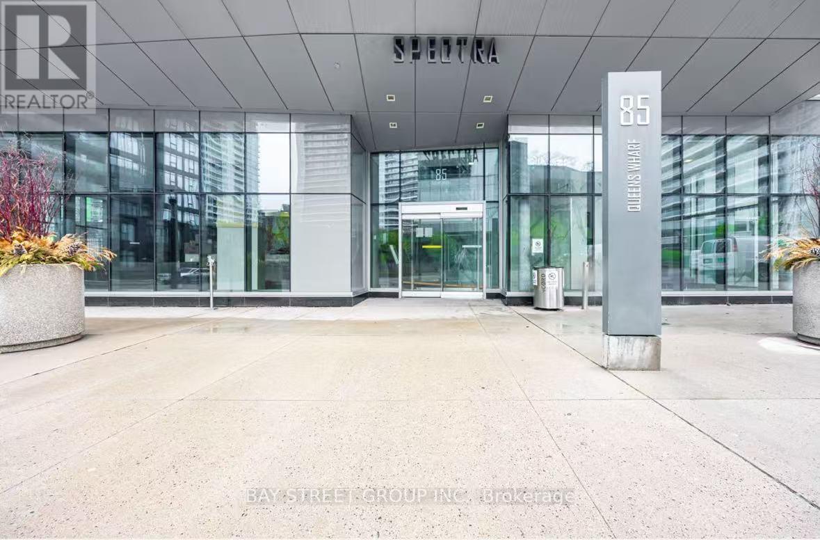 621 - 85 QUEENS WHARF ROAD, Toronto, Ontario