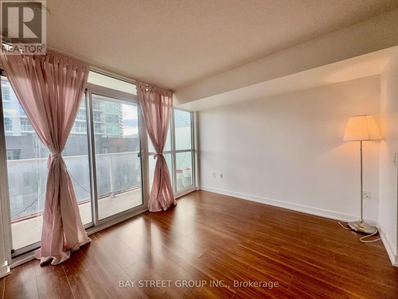 621 - 85 Queens Wharf Road, Toronto, Ontario  M5V 0J9 - Photo 12 - C12587788