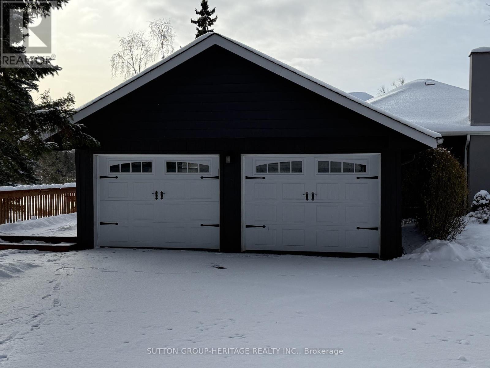 Upper - 230 Beech Street, Scugog, Ontario  L9L 1N6 - Photo 3 - E12587778