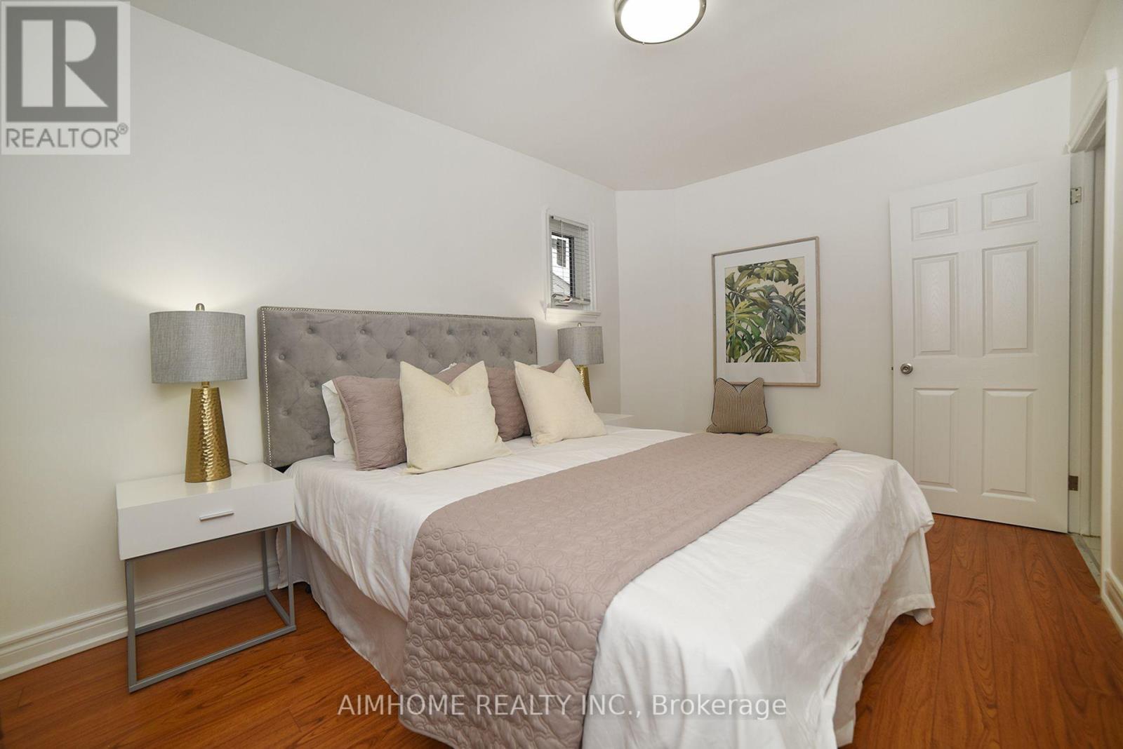 18 Ilfracombe Crescent, Toronto, Ontario  M1R 3R8 - Photo 9 - E12587828