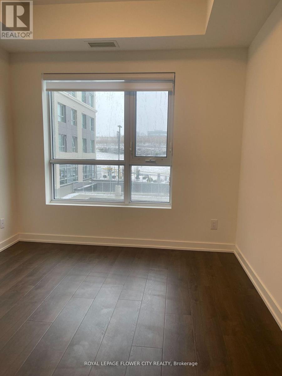 211 - 56 Lakeside Terrace, Barrie, Ontario  L4M 0L4 - Photo 6 - S12587818