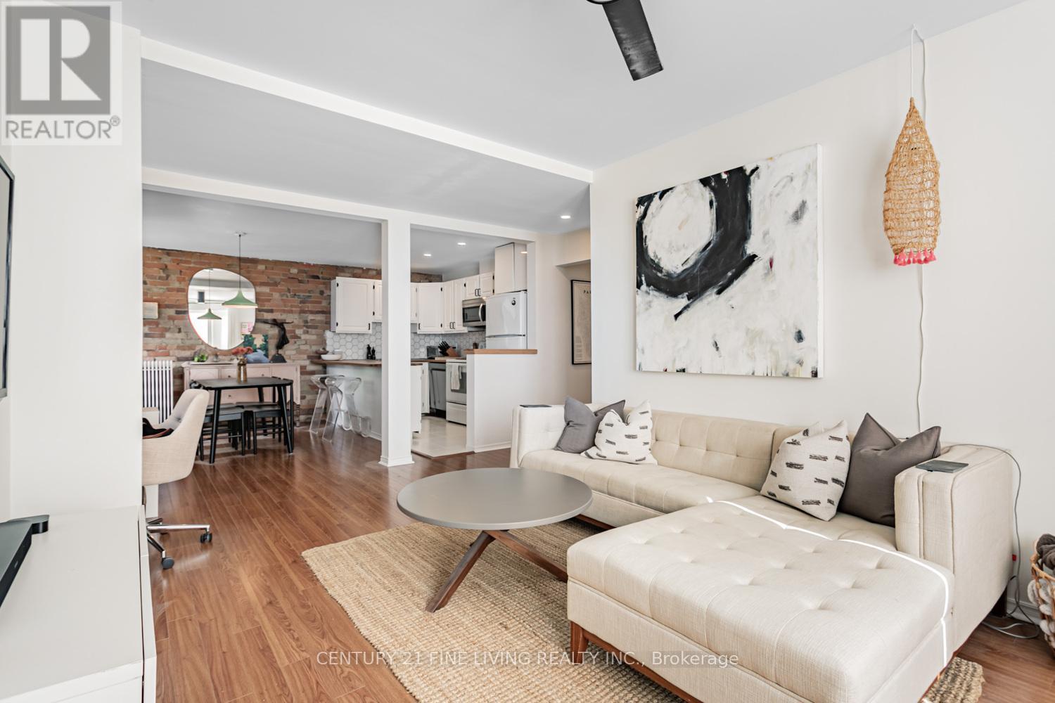 164 Sunnyside Avenue, Toronto, Ontario  M6R 2P6 - Photo 7 - W12587772