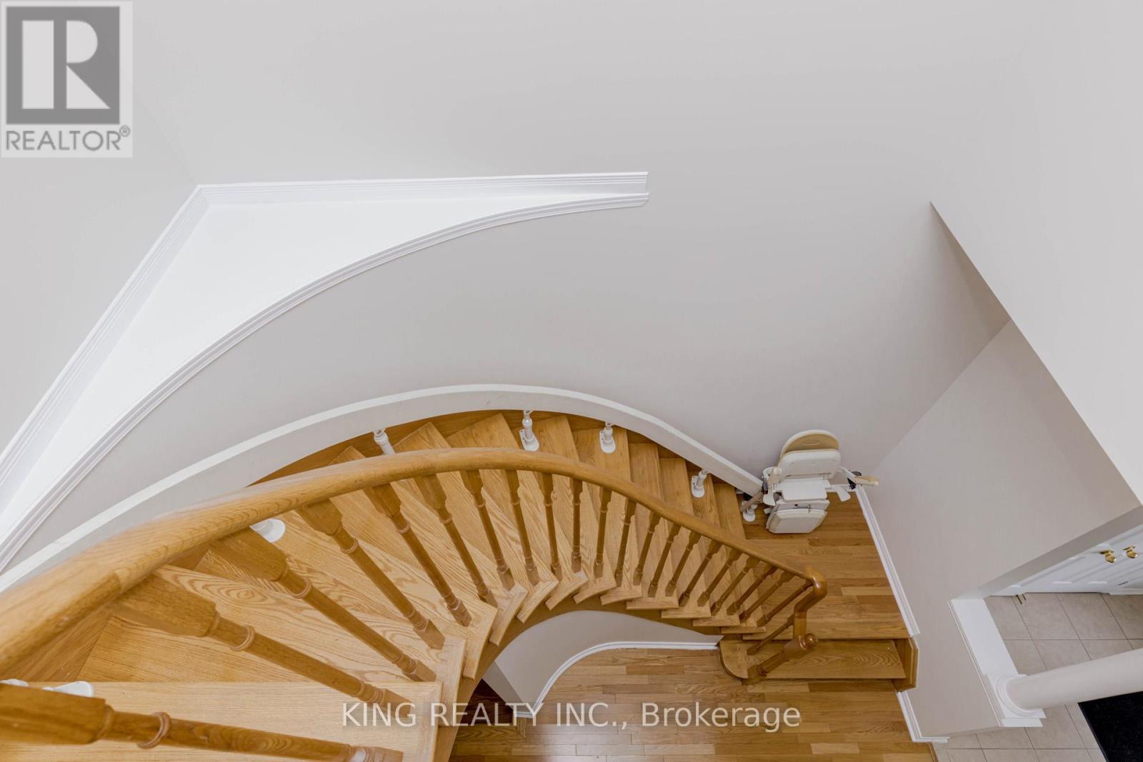 14 Ledgerock Road, Brampton, Ontario  L6P 2L7 - Photo 30 - W12587782