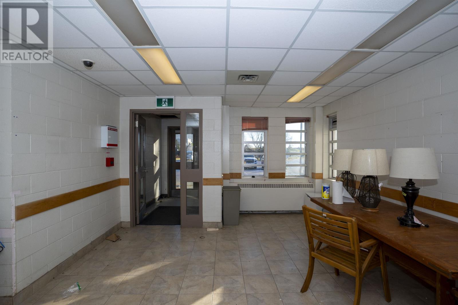 1024 Oliver Rd, Thunder Bay, Ontario  P7B 7A5 - Photo 10 - TB253574