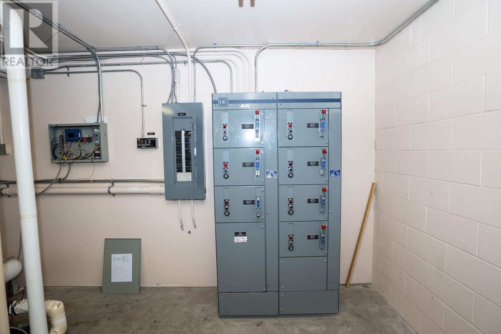 1024 Oliver Rd, Thunder Bay, Ontario  P7B 7A5 - Photo 25 - TB253574