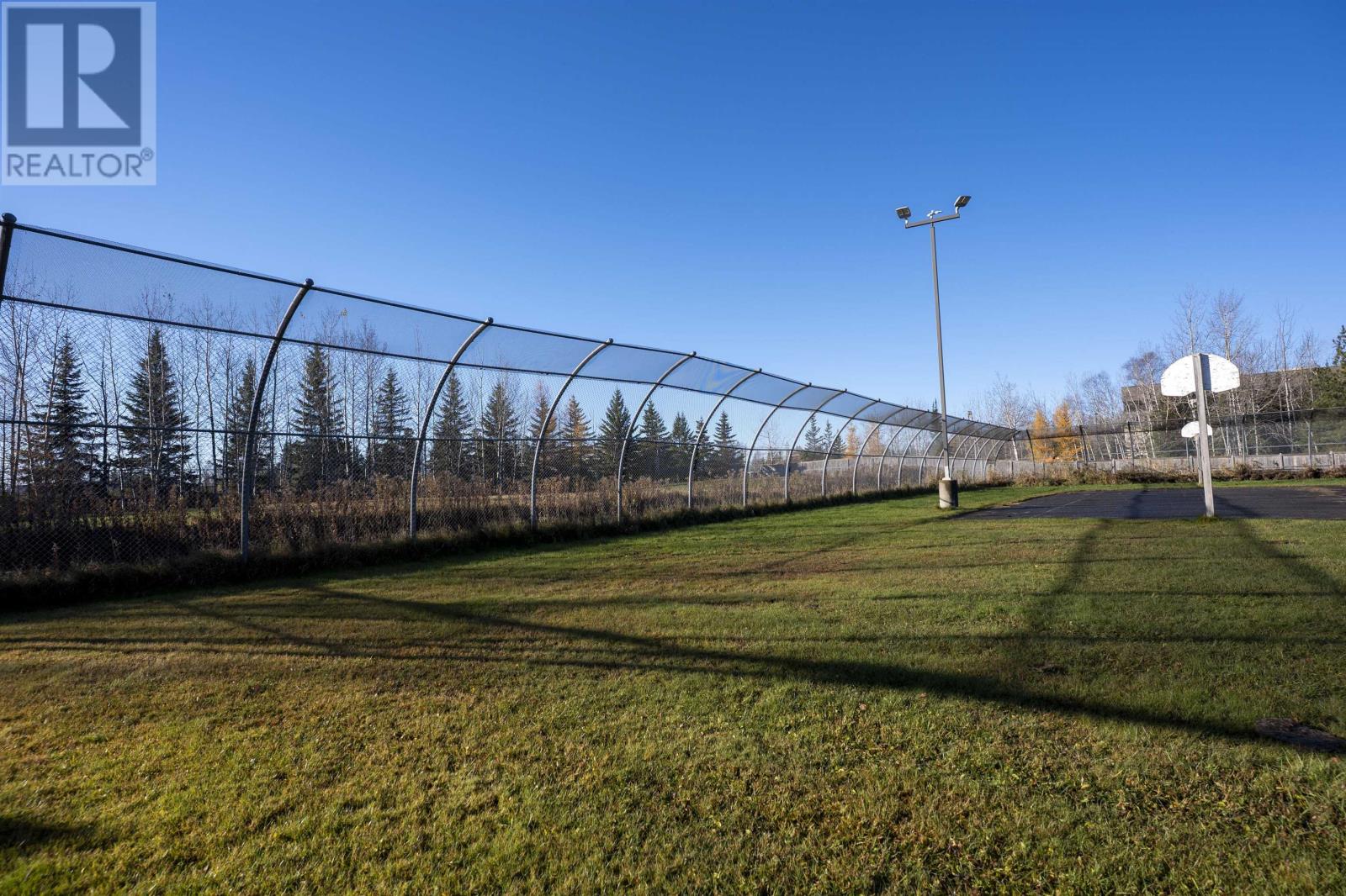 1024 Oliver Rd, Thunder Bay, Ontario  P7B 7A5 - Photo 28 - TB253574