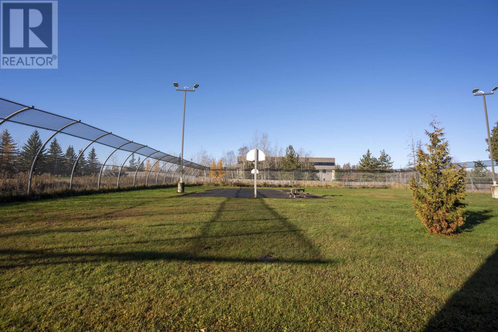 1024 Oliver Rd, Thunder Bay, Ontario  P7B 7A5 - Photo 27 - TB253574