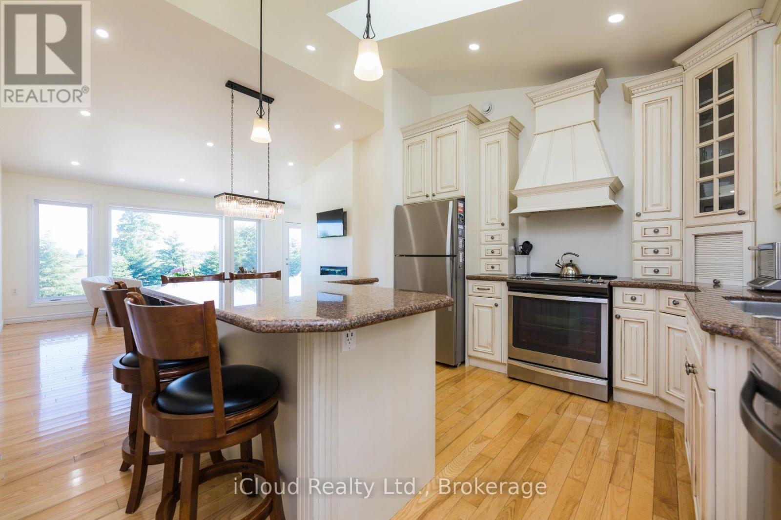 282303 Concession 4-5 Road, East Luther Grand Valley, Ontario  L0N 1G0 - Photo 12 - X12587776