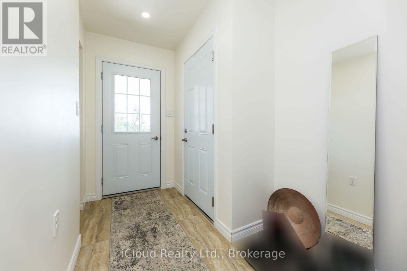 282303 Concession 4-5 Road, East Luther Grand Valley, Ontario  L0N 1G0 - Photo 16 - X12587776