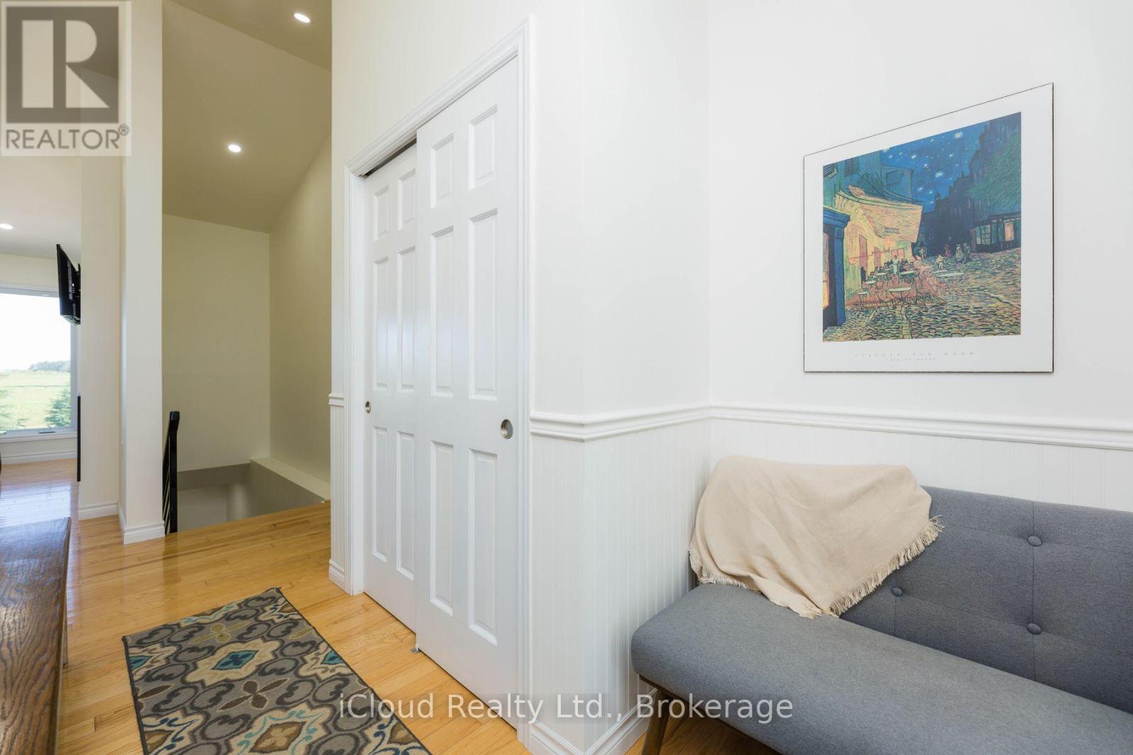 282303 Concession 4-5 Road, East Luther Grand Valley, Ontario  L0N 1G0 - Photo 4 - X12587776