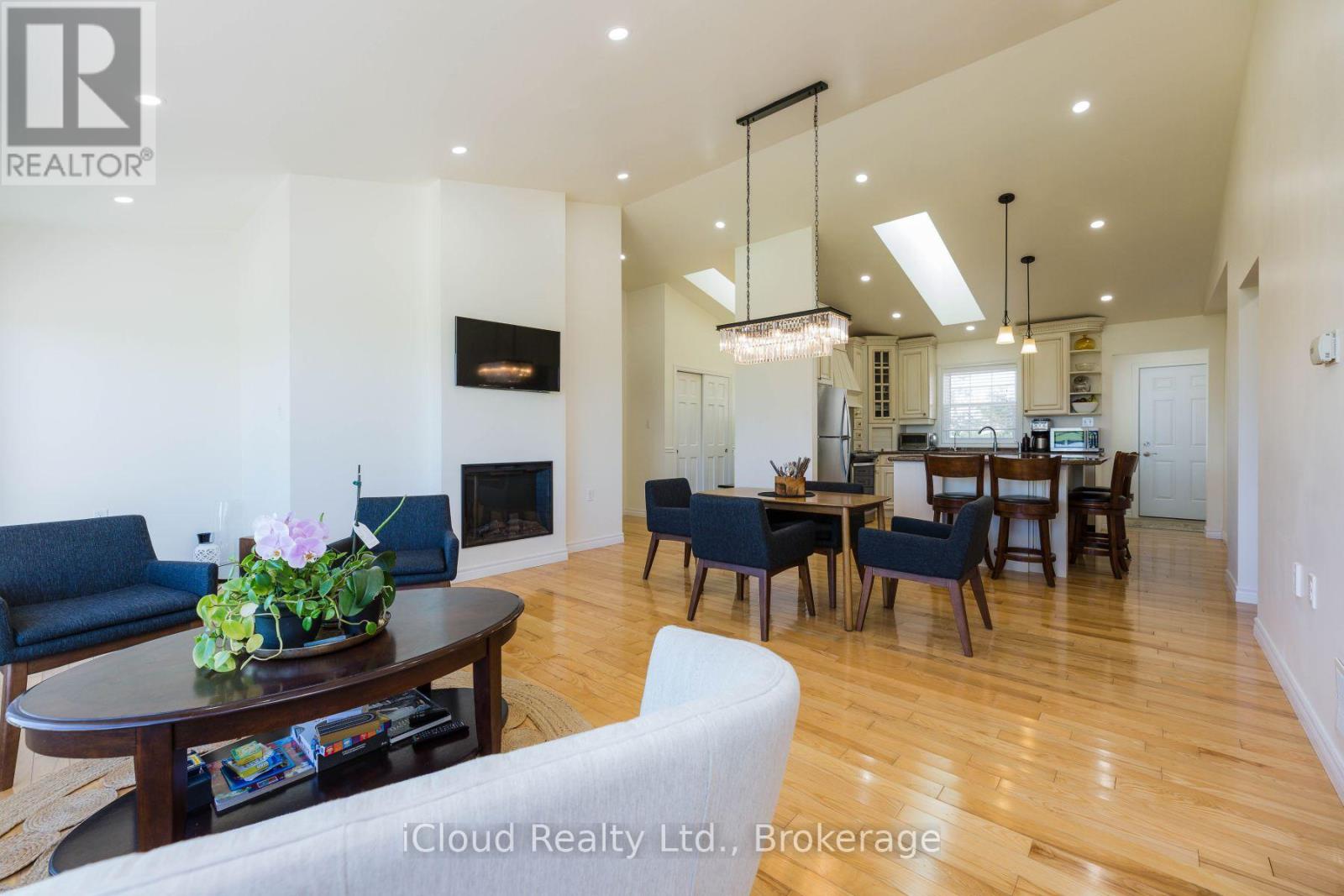 282303 Concession 4-5 Road, East Luther Grand Valley, Ontario  L0N 1G0 - Photo 9 - X12587776