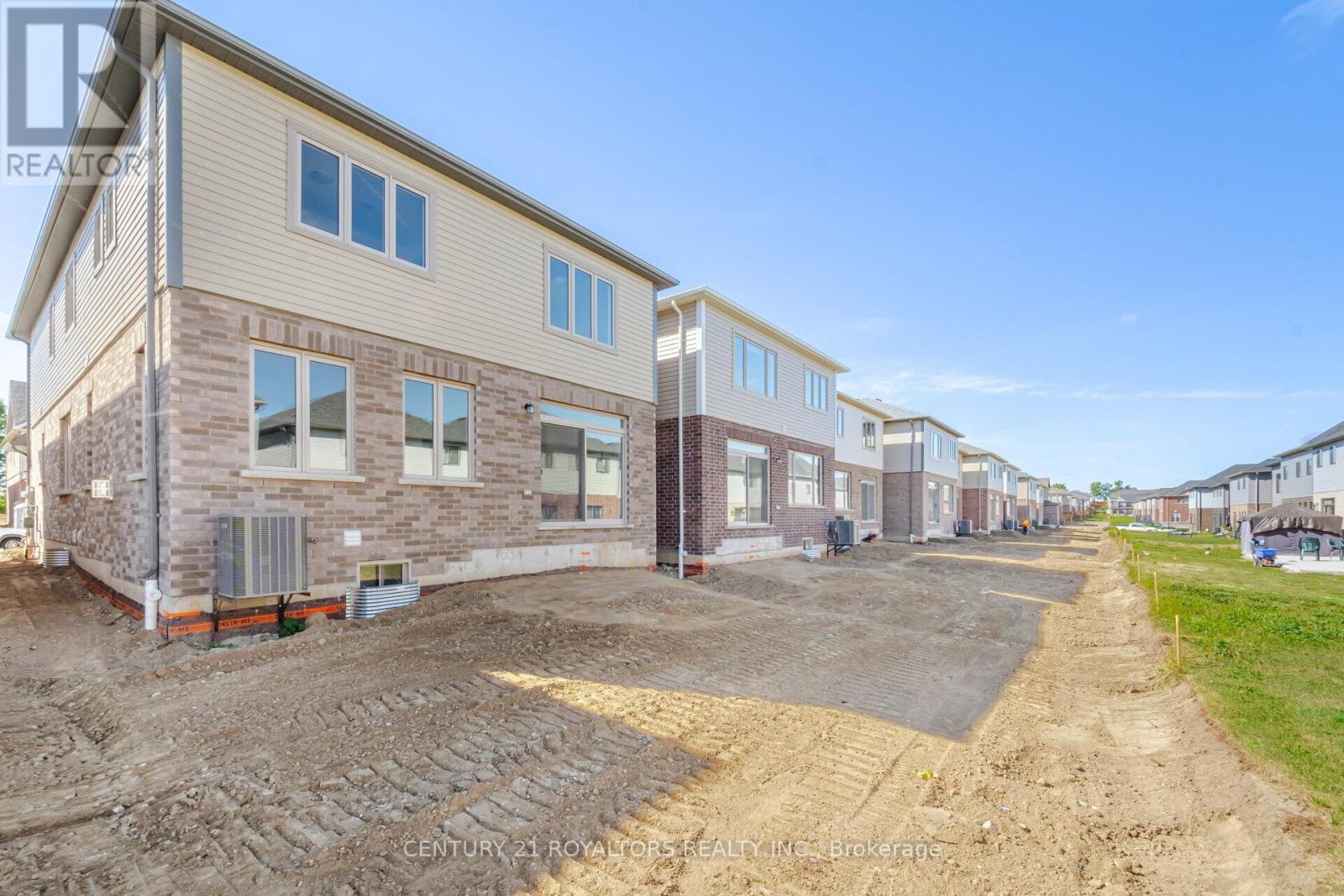 277 Broadacre Drive, Kitchener, Ontario  N2R 0S6 - Photo 40 - X12587790