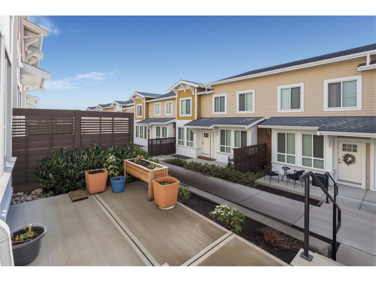 79 16561 17a Avenue, Surrey, British Columbia V3Z 1J3 - Photo 4 - R3070133