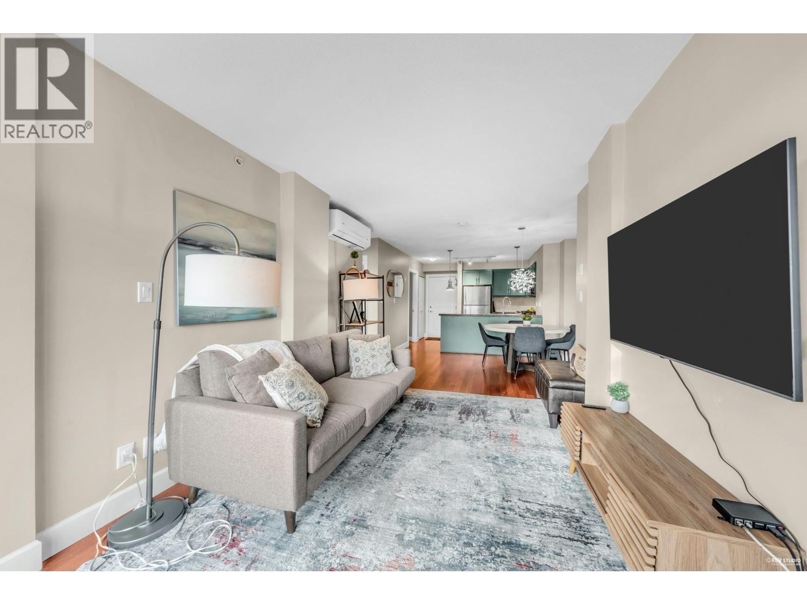 412 3811 Hastings Street, Burnaby, British Columbia  V5C 6V2 - Photo 9 - R3069819