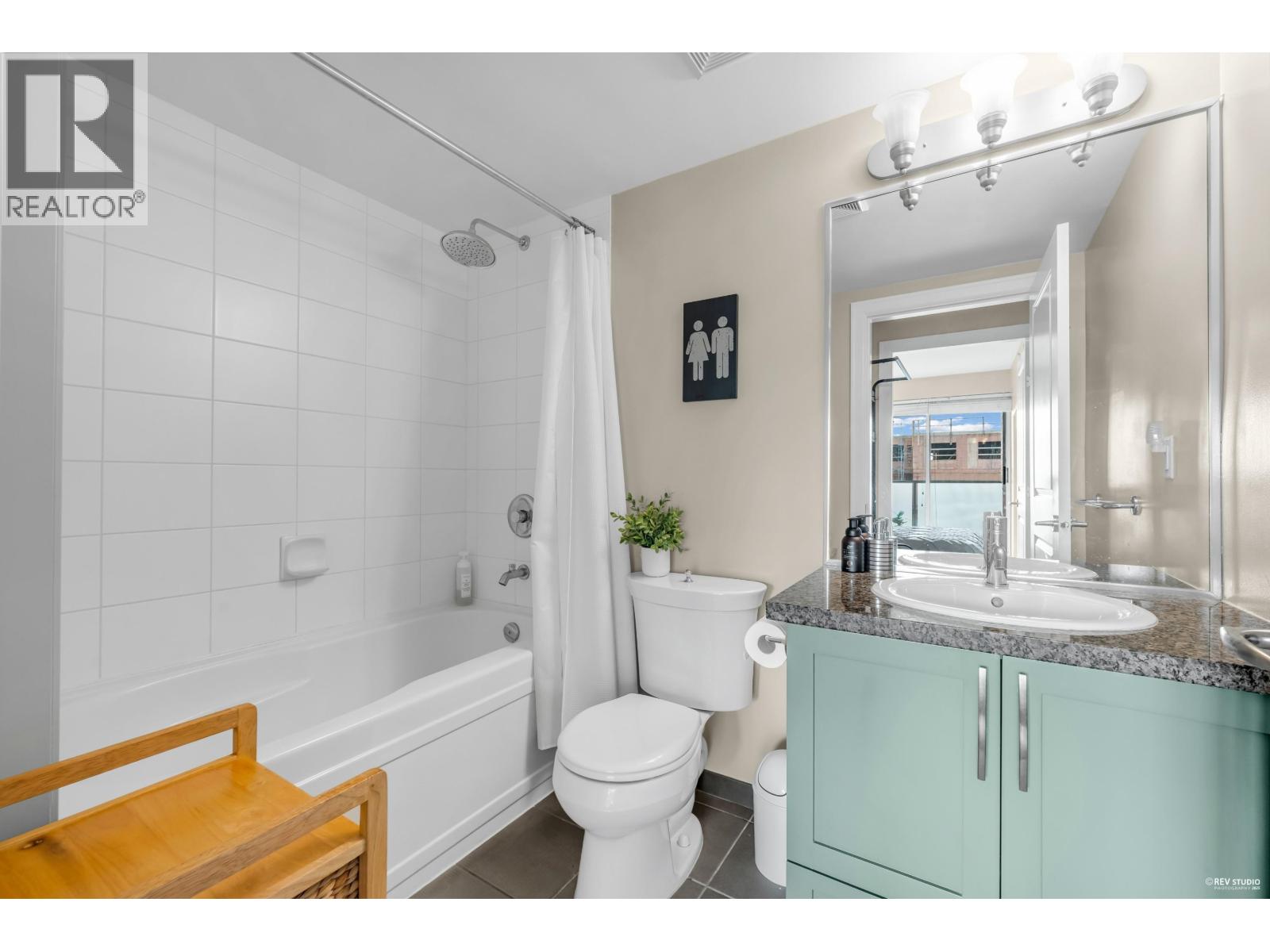 412 3811 Hastings Street, Burnaby, British Columbia  V5C 6V2 - Photo 18 - R3069819