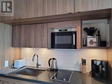 803 - 155 Yorkville Avenue, Toronto, Ontario  M5R 0B4 - Photo 11 - C12587848