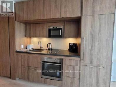 803 - 155 Yorkville Avenue, Toronto, Ontario  M5R 0B4 - Photo 12 - C12587848