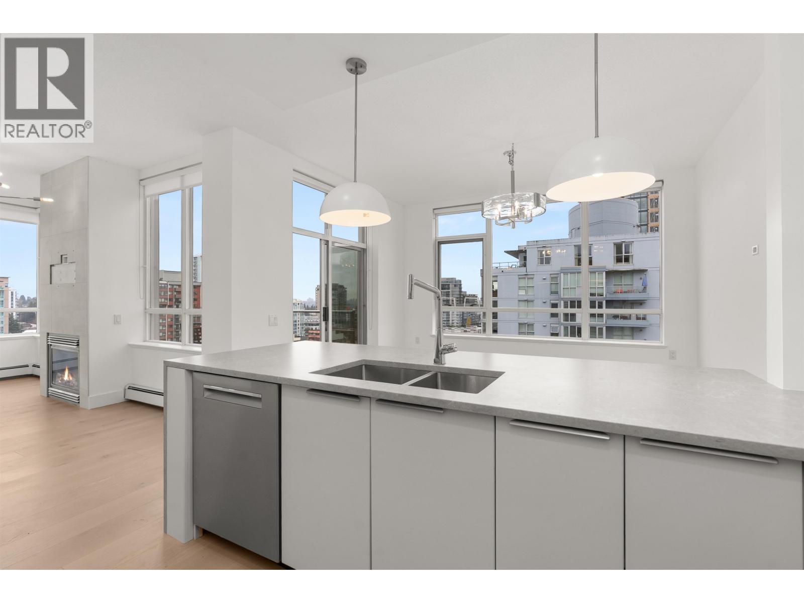 1404 120 W 16th Street, North Vancouver, British Columbia  V7M 3N6 - Photo 10 - R3070967