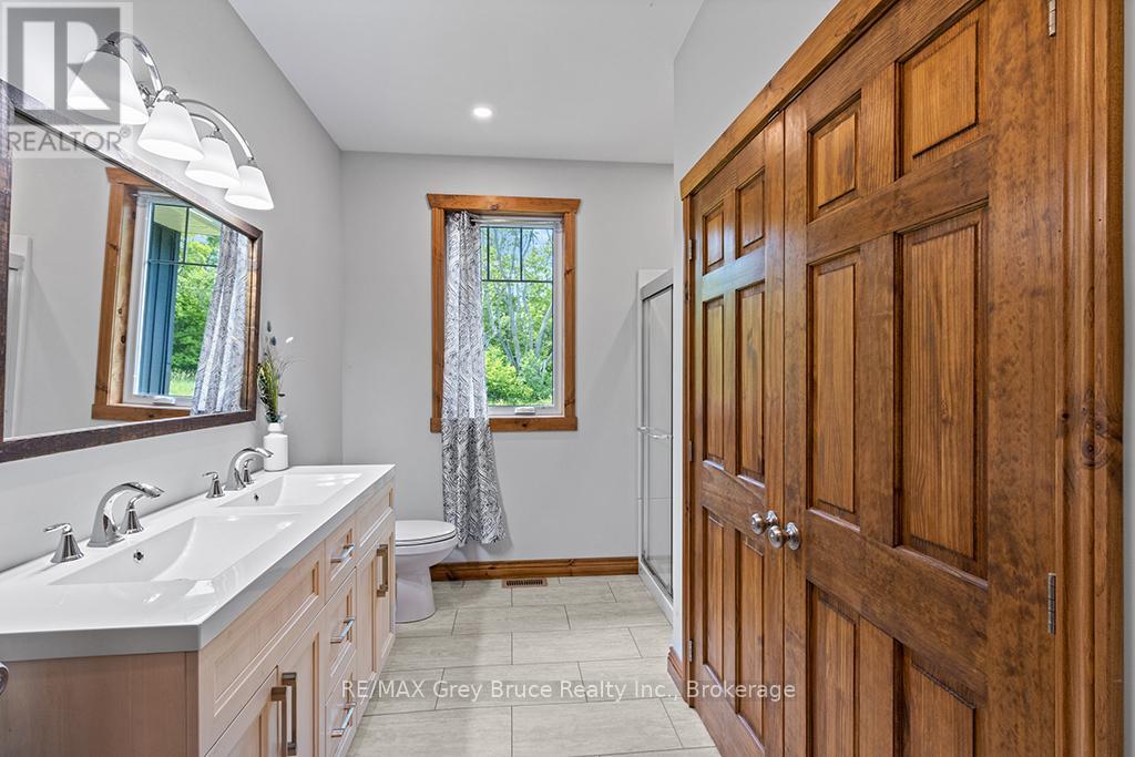 1379 West Road, Northern Bruce Peninsula, Ontario  N0H 1W0 - Photo 24 - X12526262