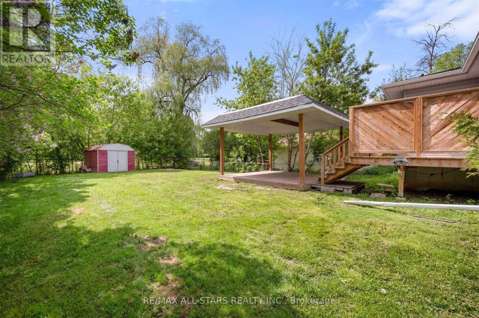 4 Alice Avenue, Georgina, Ontario  L3P 3C8 - Photo 24 - N12587844