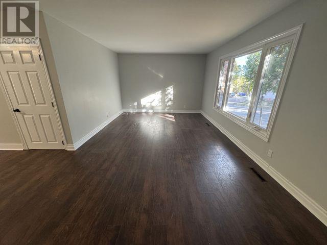 56 Axmith Ave, Elliot Lake, Ontario  P5A 1B7 - Photo 10 - SM253175