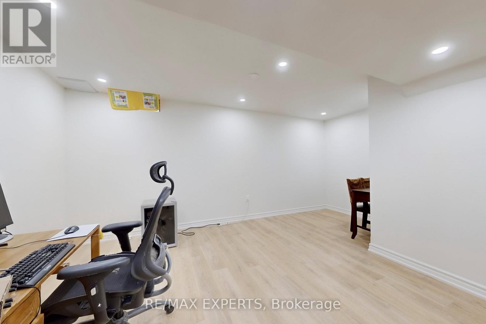 5631 Cortina Crescent, Mississauga, Ontario  L4Z 3R3 - Photo 29 - W12587842