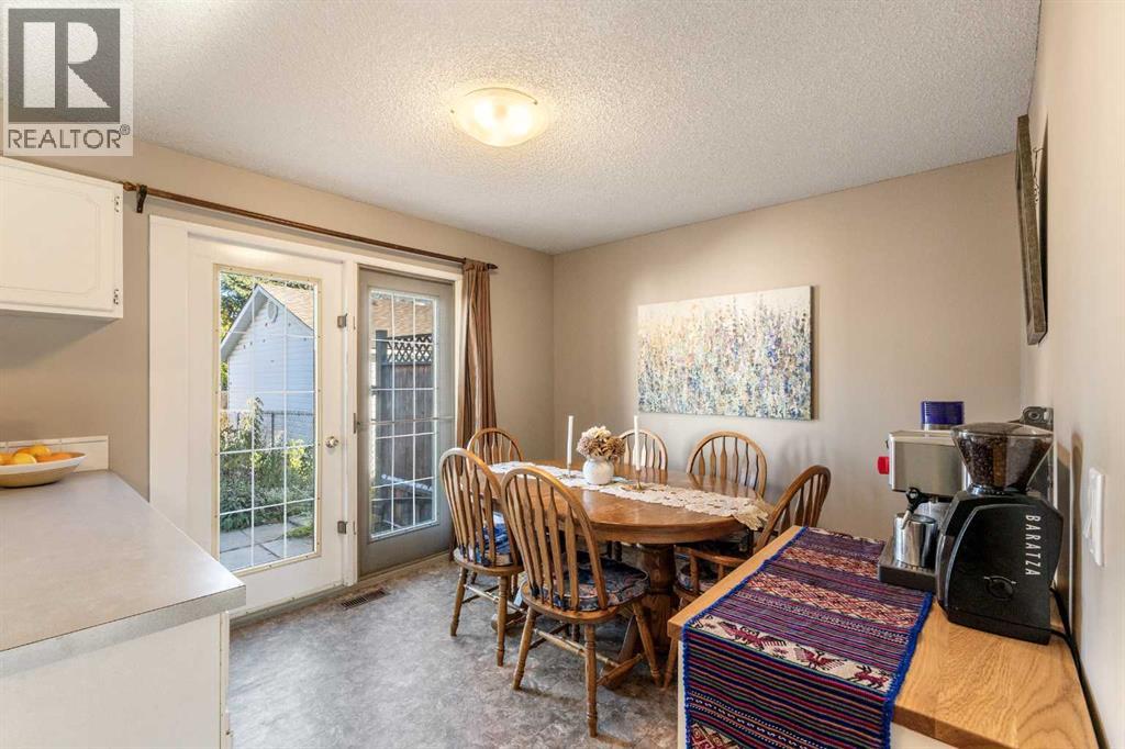 508 Queensland Place Se, Calgary, Alberta  T2J 4T3 - Photo 11 - A2264538