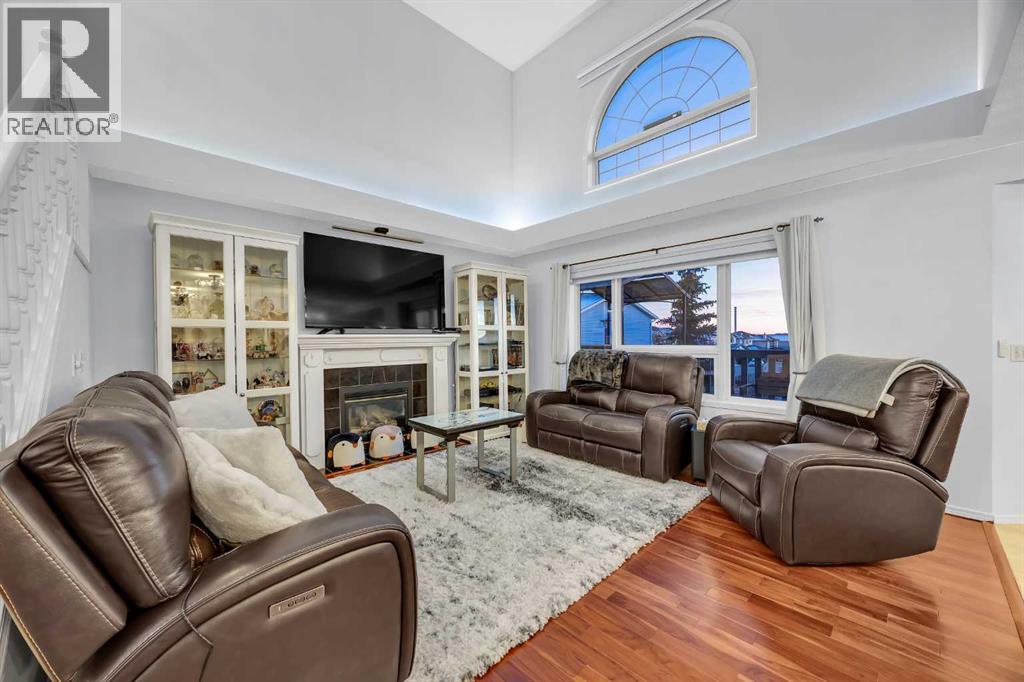 60 Tuscarora Way Nw, Calgary, Alberta  T3L 2G9 - Photo 5 - A2272020