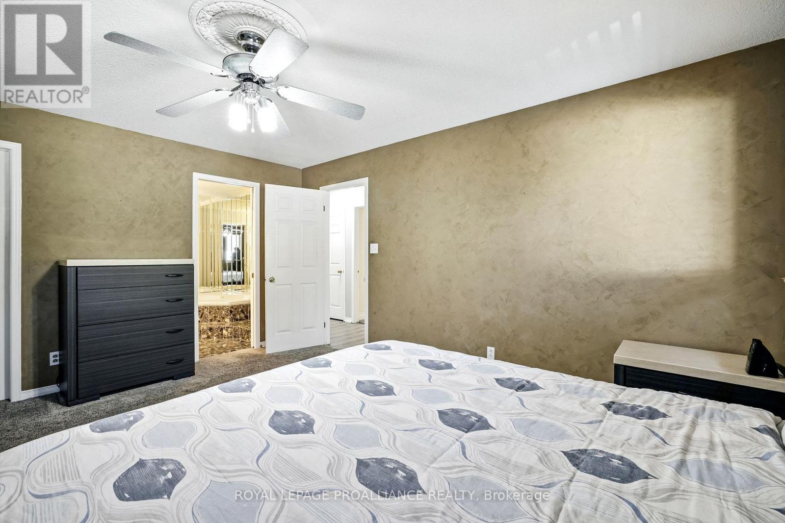 33 Loraine Avenue, Quinte West, Ontario  K8V 6R4 - Photo 20 - X12587898