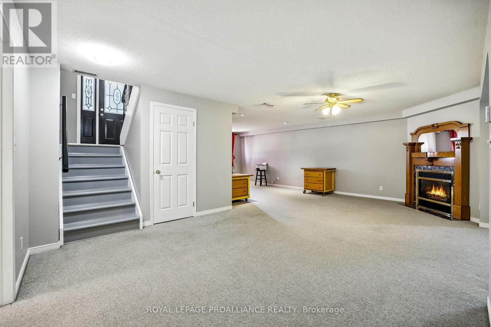 33 Loraine Avenue, Quinte West, Ontario  K8V 6R4 - Photo 25 - X12587898